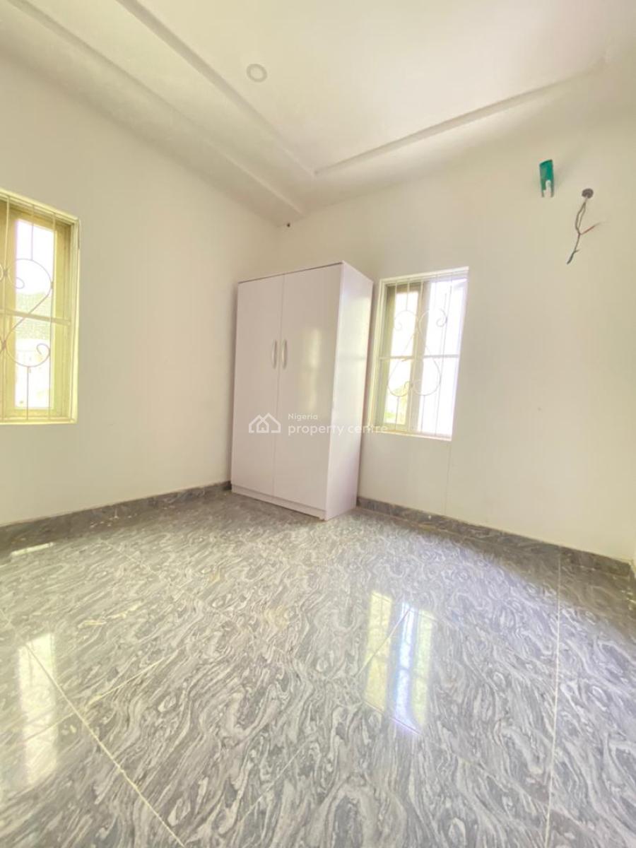 Spacious 2bedroom Flat Apartment in a Well Secured Estate Olfor N5m, Orchid Road Lekki Lagos, Lekki, Lagos, Flat / Apartment for Rent