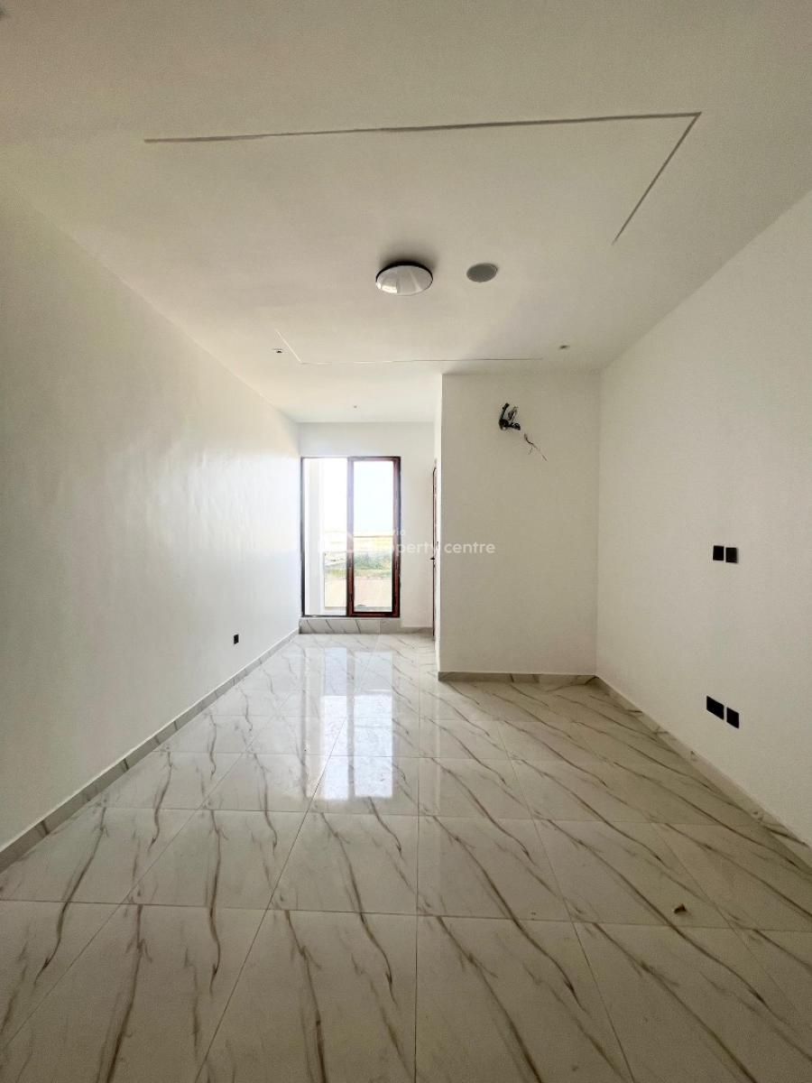 2 Bedroom Apartment   T, New Road, Lekki, Lagos, Block of Flats for Sale