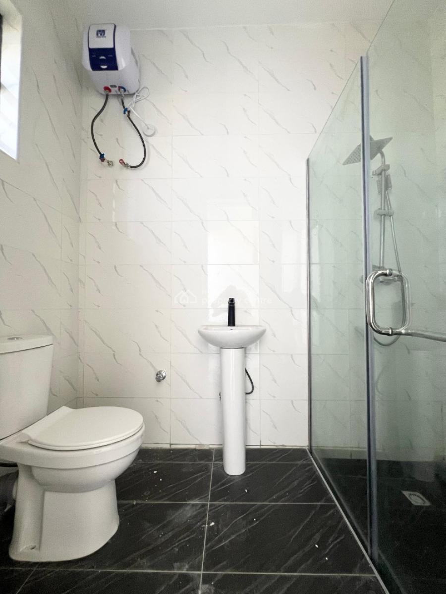 2 Bedroom Apartment   T, New Road, Lekki, Lagos, Block of Flats for Sale