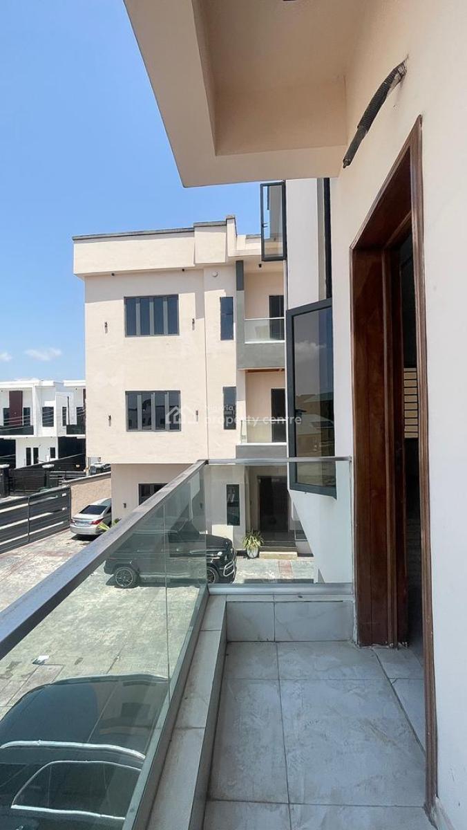 2 Bedroom Apartment, Inside a Very Secure Neighborhood in The Agungi /, Agungi / Chevron, Lekki, Lagos, Flat / Apartment for Sale