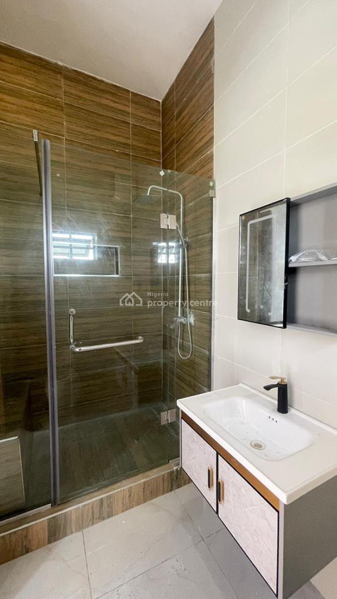 2 Bedroom Apartment, Inside a Very Secure Neighborhood in The Agungi /, Agungi / Chevron, Lekki, Lagos, Flat / Apartment for Sale