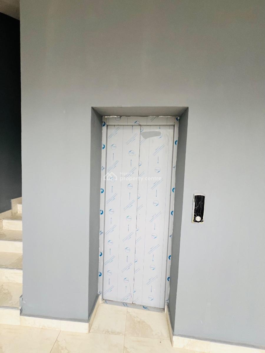 4 Bed&bq Apartment  400 Million, Lekki Phase 1, Lekki, Lagos, Flat / Apartment for Sale