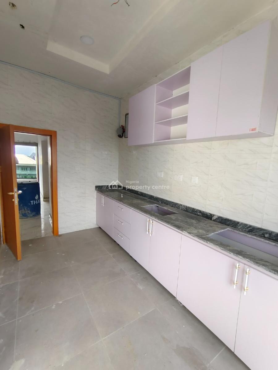 Luxury 2 Bedrooms Apartment, Ogombo, Ajah, Lagos, Flat / Apartment for Rent