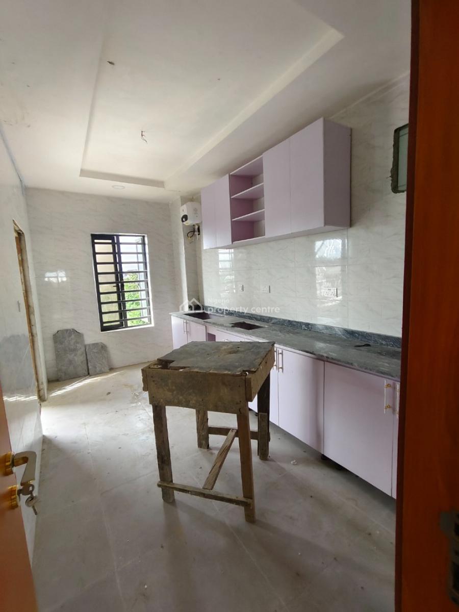 Luxury 2 Bedrooms Apartment, Ogombo, Ajah, Lagos, Flat / Apartment for Rent