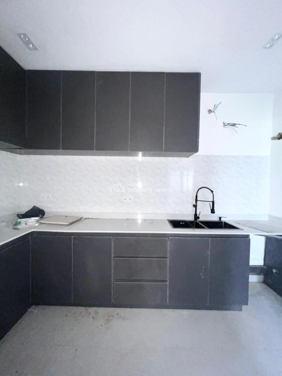 Luxury 2 Bedroom Apartment, Ikate, Lekki, Lagos, Block of Flats for Sale