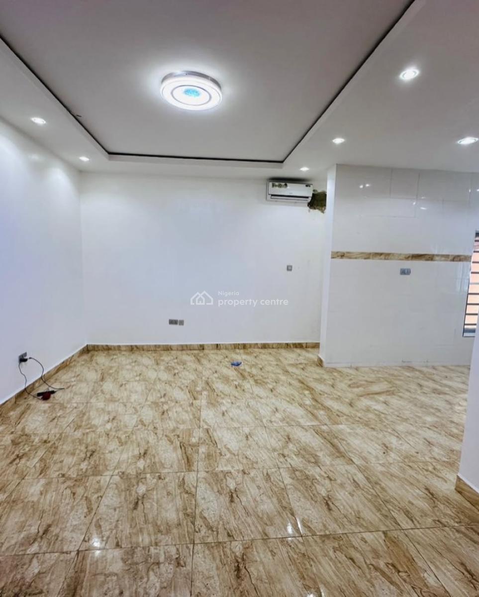 Luxury 3 Bedroom Serviced Apartments,elevator,inverter, Tarred Road, Serene & Well Secured Neighborhood, Katampe, Abuja, Flat / Apartment for Sale