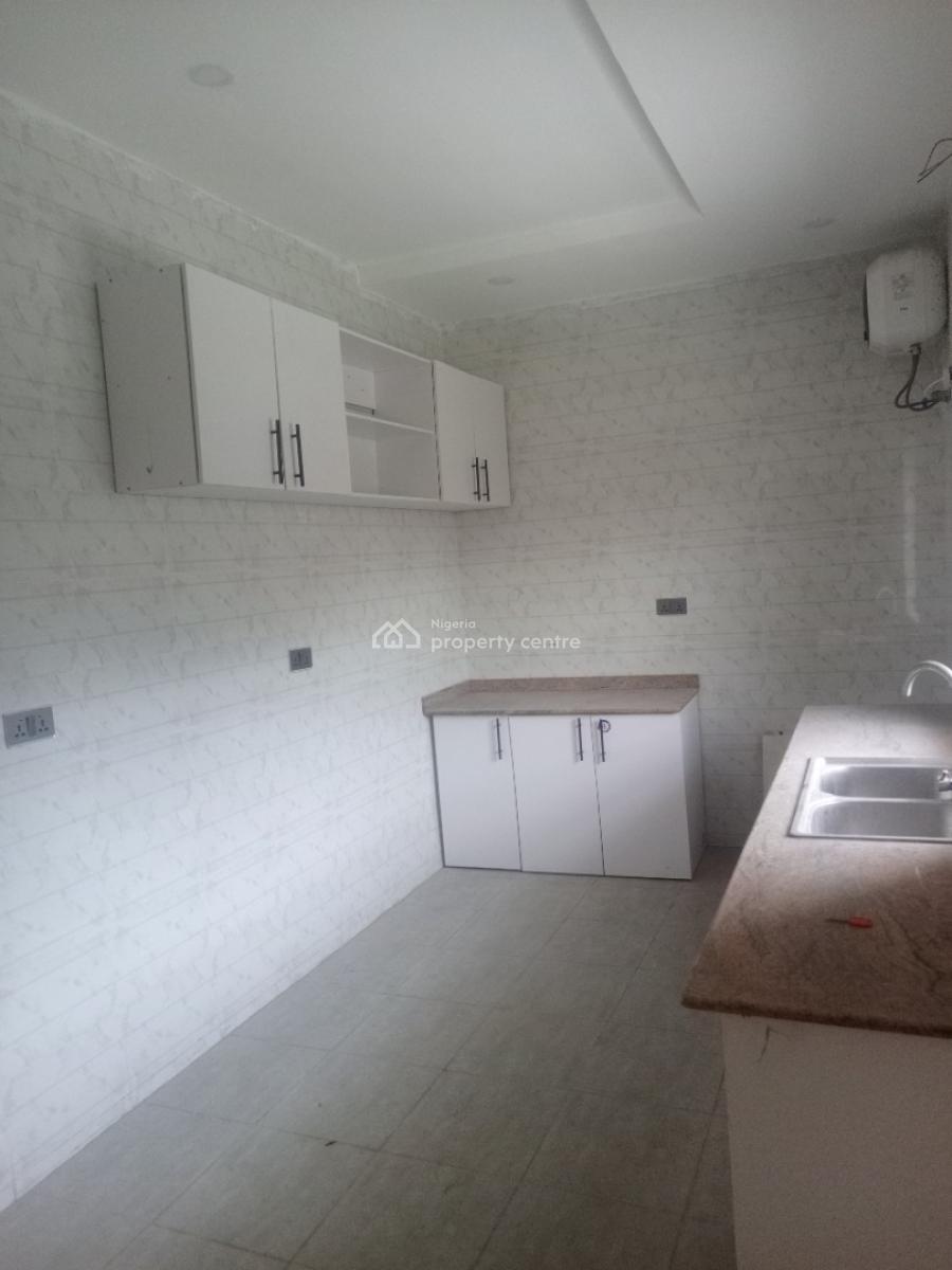 Newly Built Luxury and Spacious 2 Bedroom Apartment Very Close to Expr, Elesekan (before Beechwood Estate), Ibeju Lekki, Lagos, House for Rent