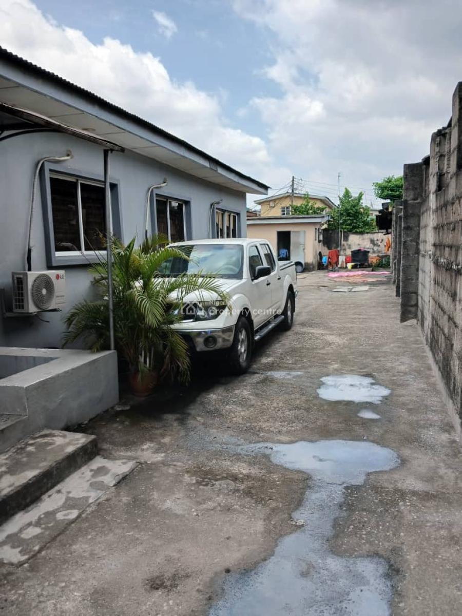 4 Bedroom Detached Bungalow, Off Ayoola Street, Anthony, Maryland, Lagos, Detached Bungalow for Sale