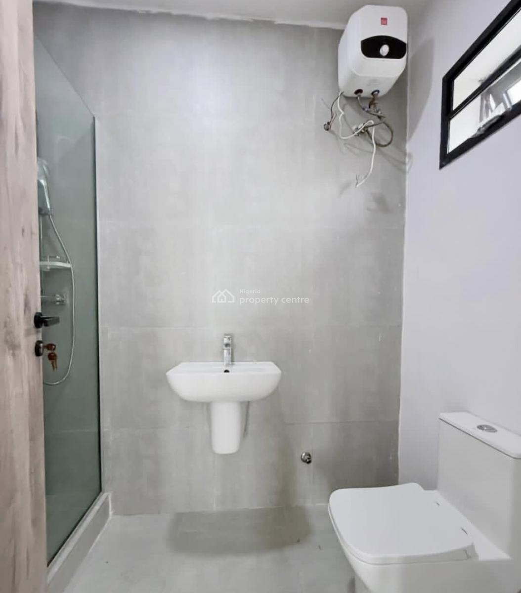 2, Lekki Phase 1, Lekki, Lagos, Flat / Apartment for Rent