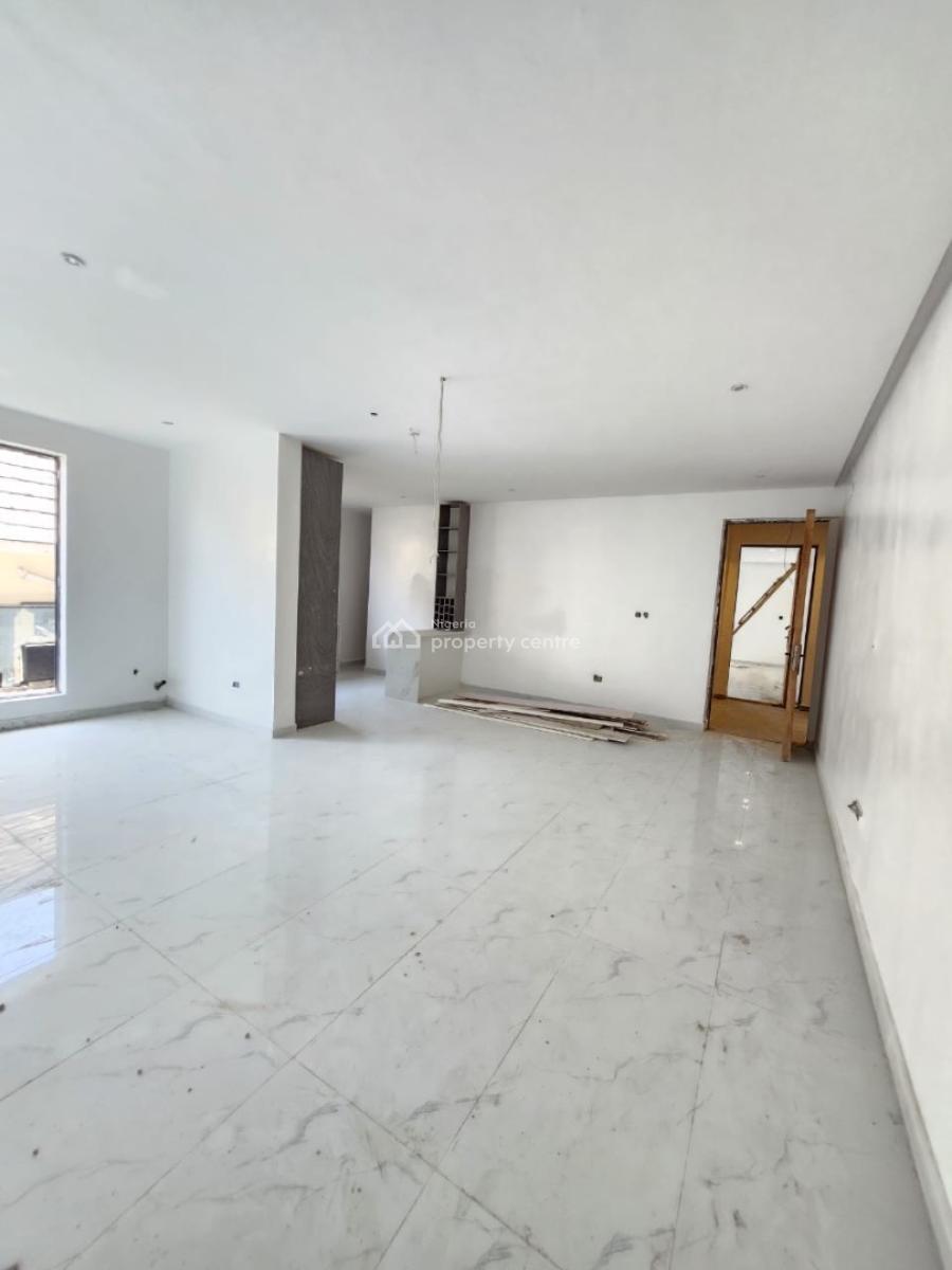 Contemporary 3 Bedrooms Apartment with Bq, Swimming Pool, Gym and Gas, Lekki Phase 1, Lekki, Lagos, Flat / Apartment for Sale