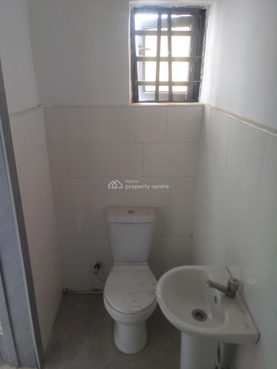 3 Bedroom, Extension, Omole Phase 2, Ikeja, Lagos, Semi-detached Duplex for Rent