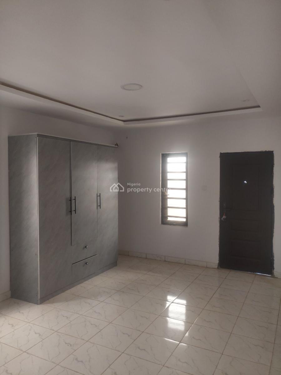 3 Bedroom, Extension, Omole Phase 2, Ikeja, Lagos, Semi-detached Duplex for Rent