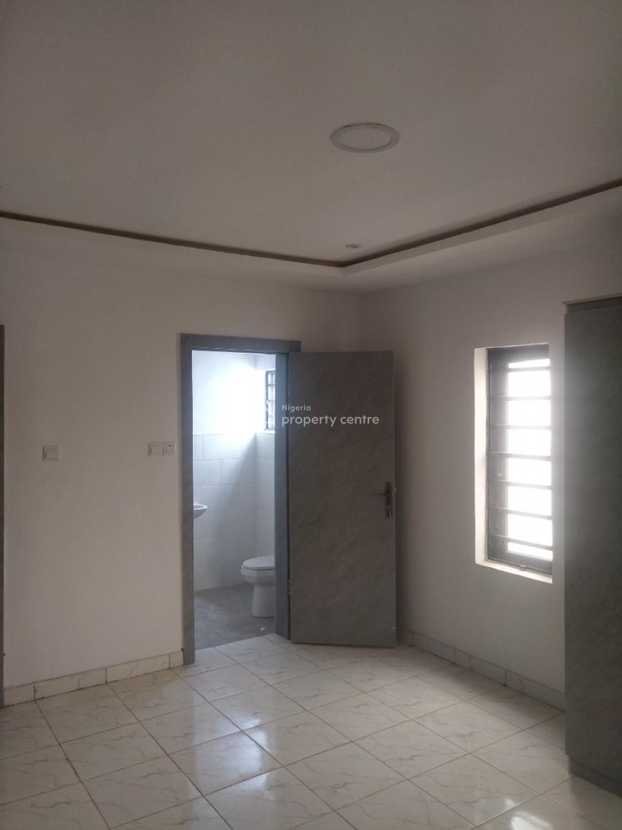 3 Bedroom, Extension, Omole Phase 2, Ikeja, Lagos, Semi-detached Duplex for Rent