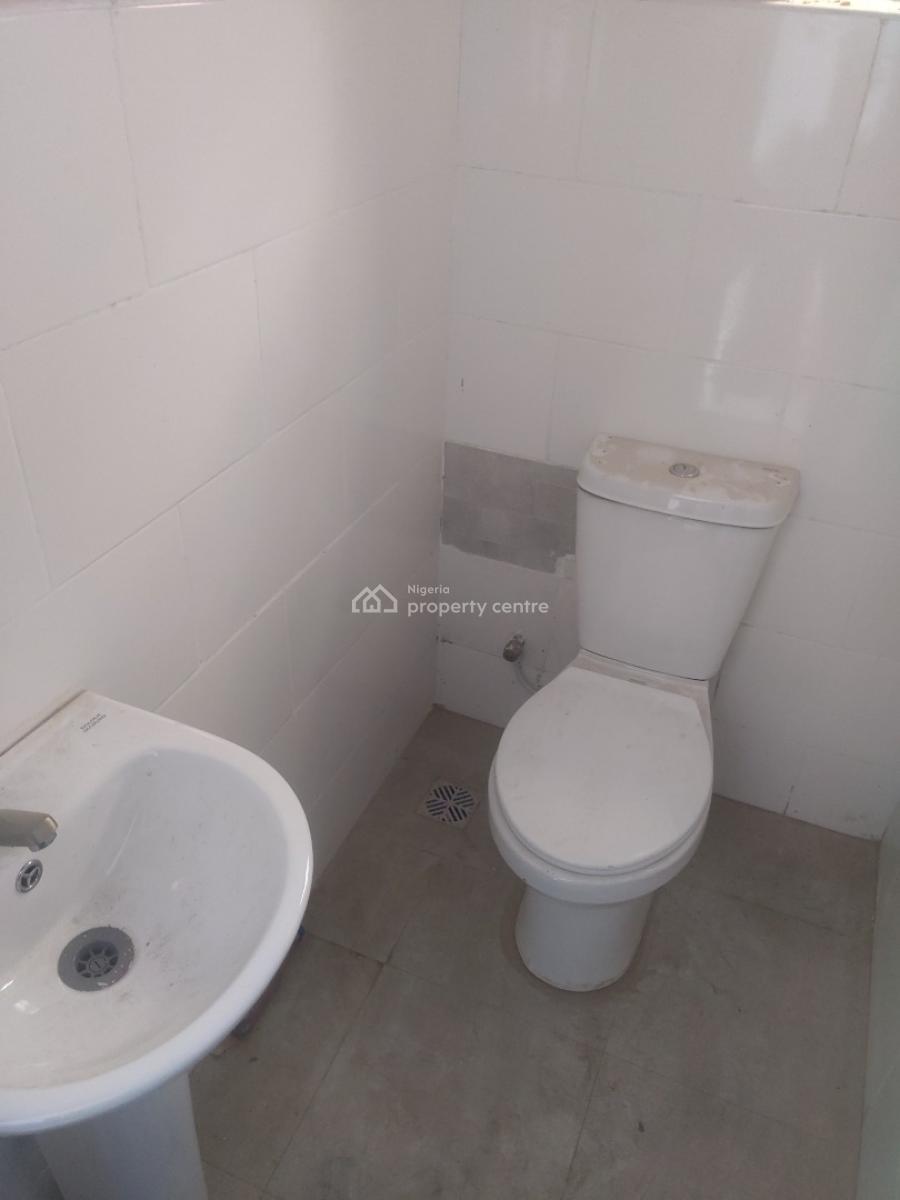 3 Bedroom, Extension, Omole Phase 2, Ikeja, Lagos, Semi-detached Duplex for Rent