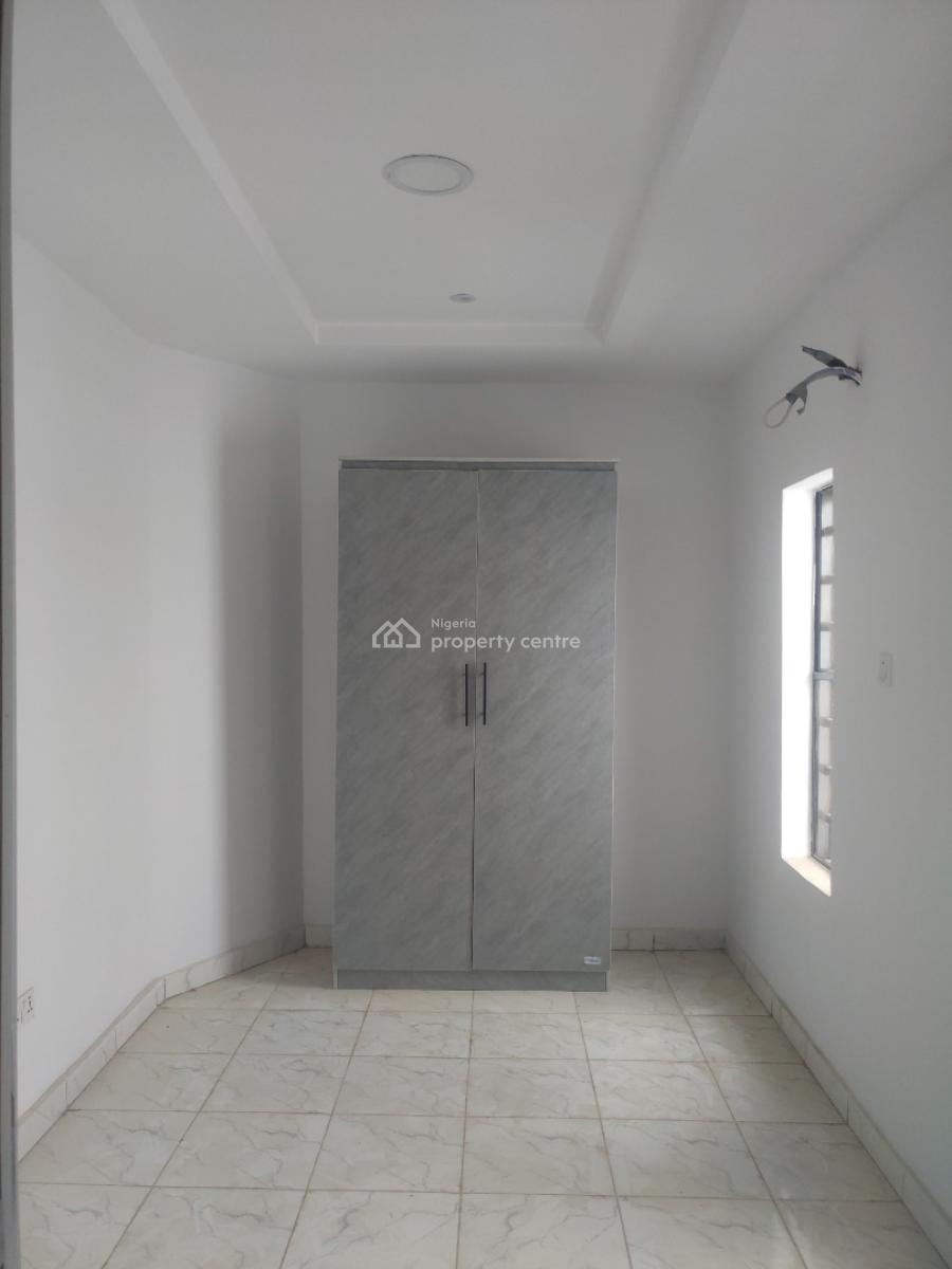 3 Bedroom, Extension, Omole Phase 2, Ikeja, Lagos, Semi-detached Duplex for Rent