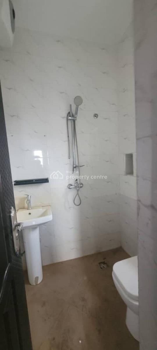 Neatly Used 2bedroom Flat, Value County Estate, Sky Mall Lane, Ajah, Lagos, Flat / Apartment for Rent
