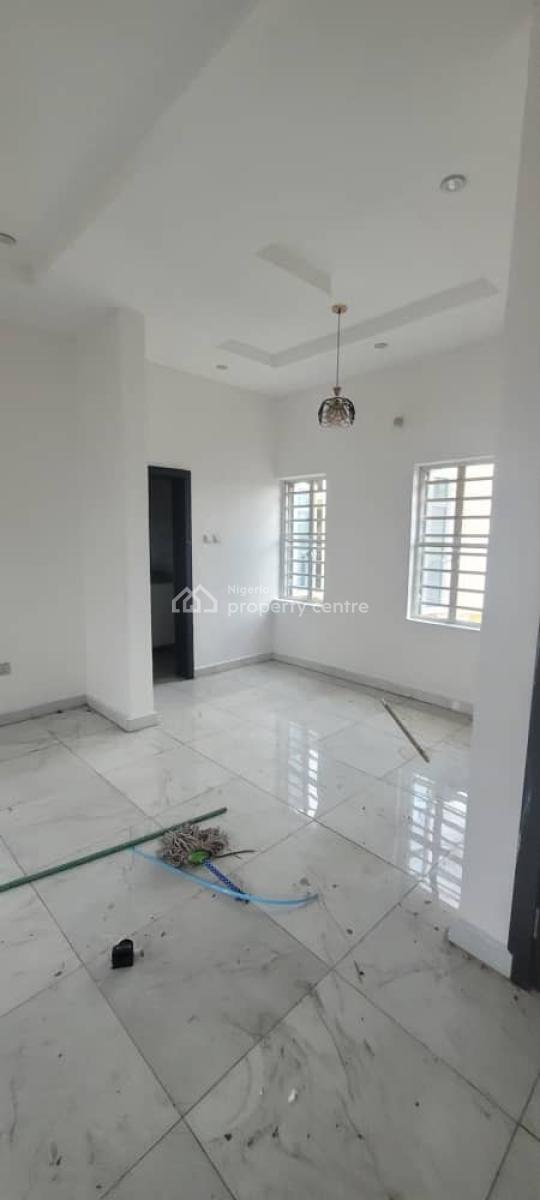 Neatly Used 2bedroom Flat, Value County Estate, Sky Mall Lane, Ajah, Lagos, Flat / Apartment for Rent