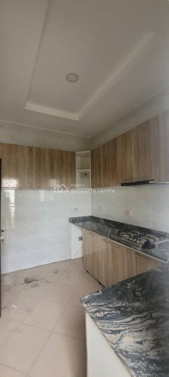 Neatly Used 2bedroom Flat, Value County Estate, Sky Mall Lane, Ajah, Lagos, Flat / Apartment for Rent