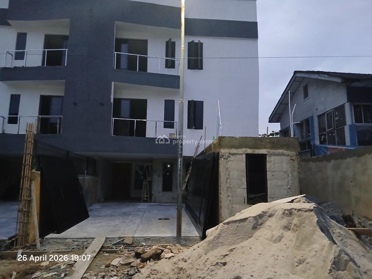 a Lovely Superb Luxury Built 4 Bedroom Semi-detached House with Bq, Onike, Yaba, Lagos, Semi-detached Duplex for Sale
