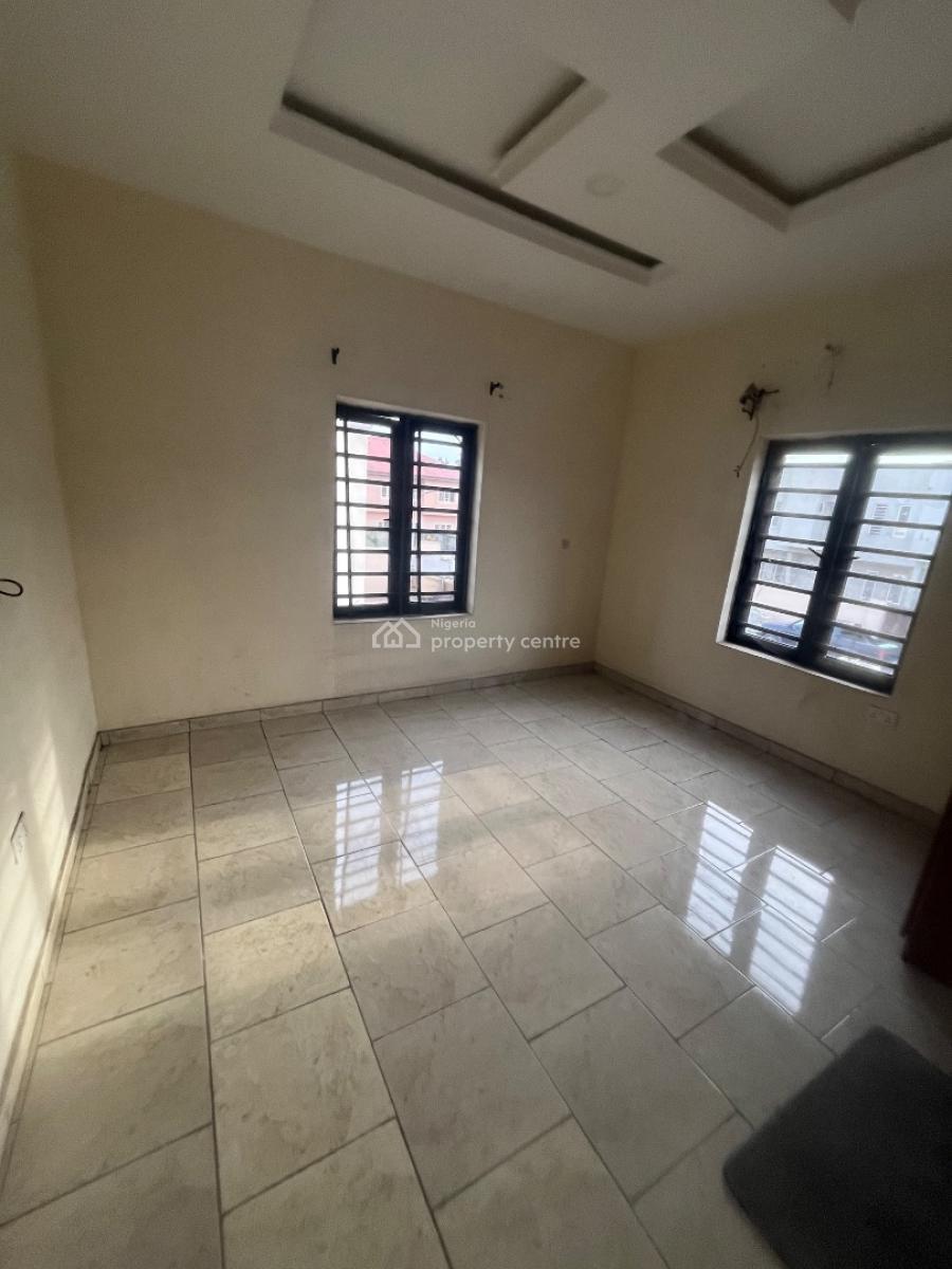Very Spacious Beautiful 2 Bedroom Flat Upstairs, Mobil Road Ilaje, Ajah, Lagos, Flat / Apartment for Rent