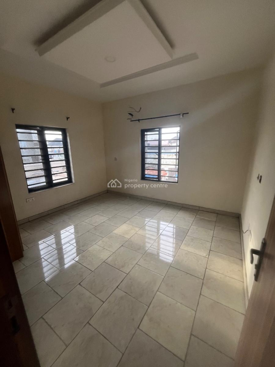 Very Spacious Beautiful 2 Bedroom Flat Upstairs, Mobil Road Ilaje, Ajah, Lagos, Flat / Apartment for Rent