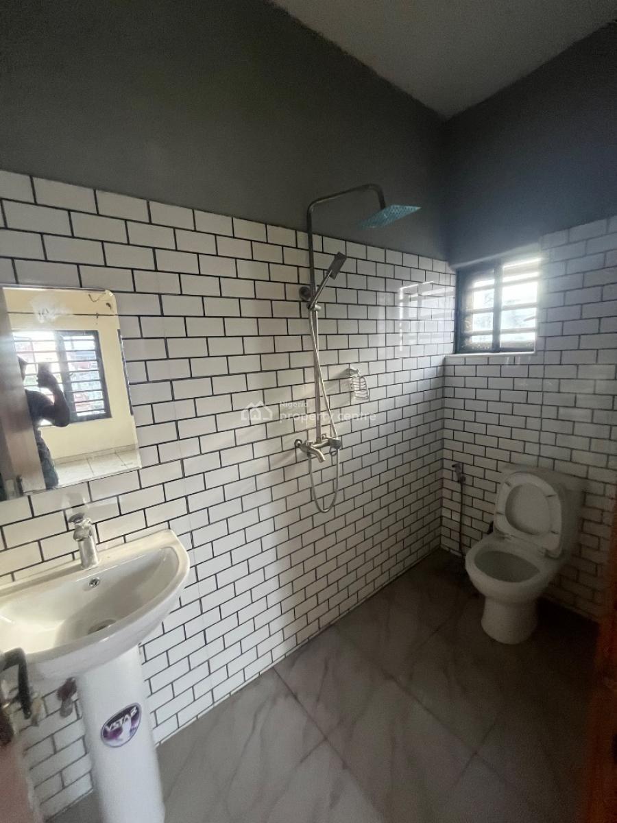 Very Spacious Beautiful 2 Bedroom Flat Upstairs, Mobil Road Ilaje, Ajah, Lagos, Flat / Apartment for Rent