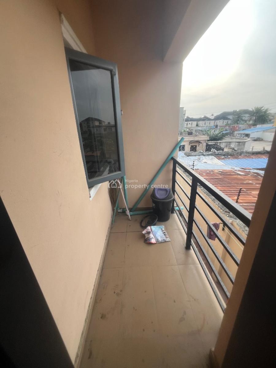 Very Spacious Beautiful 2 Bedroom Flat Upstairs, Mobil Road Ilaje, Ajah, Lagos, Flat / Apartment for Rent
