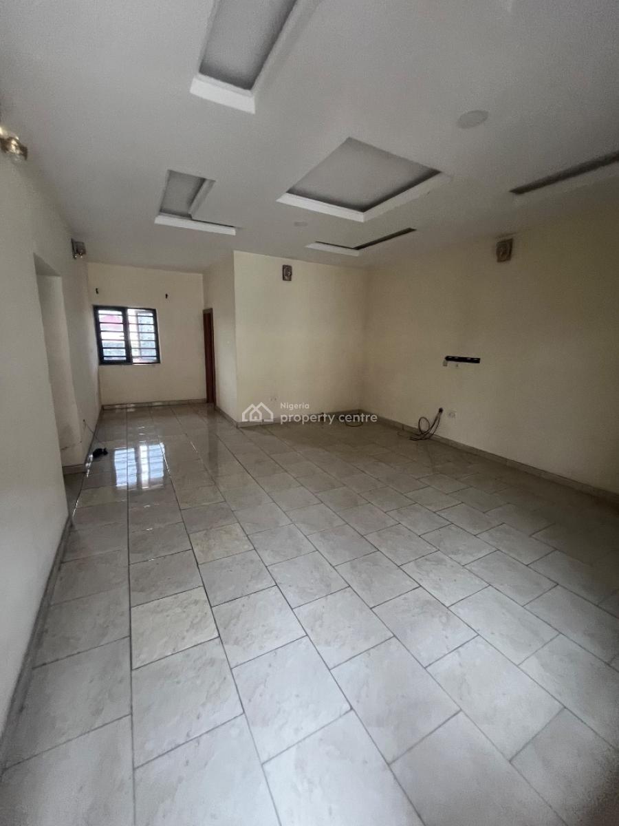 Very Spacious Beautiful 2 Bedroom Flat Upstairs, Mobil Road Ilaje, Ajah, Lagos, Flat / Apartment for Rent