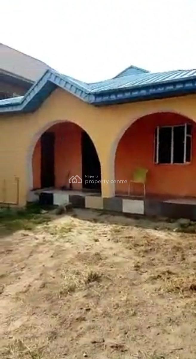 3 Bedroom Fenced and Gated Compound, Imalete Alafia, Ibeju Lekki, Lagos, Block of Flats for Sale