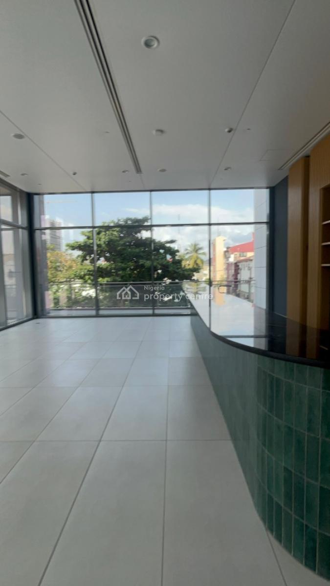 Luxury 3 Bedroom Flat, Victoria Island (vi), Lagos, Flat / Apartment for Rent