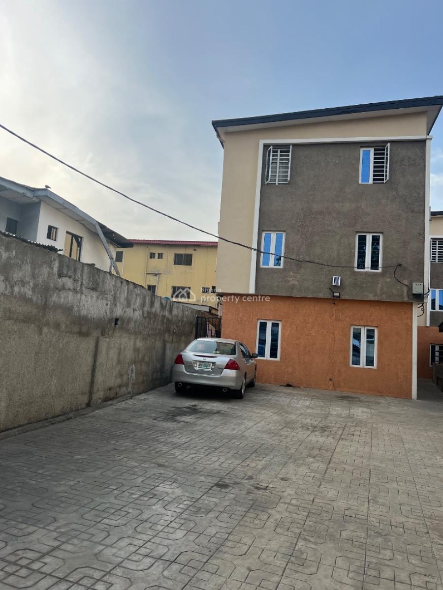 Fully  Serviced Well Finished Studio Apartment, Jibowu, Yaba, Lagos, Self Contain (single Rooms) for Rent