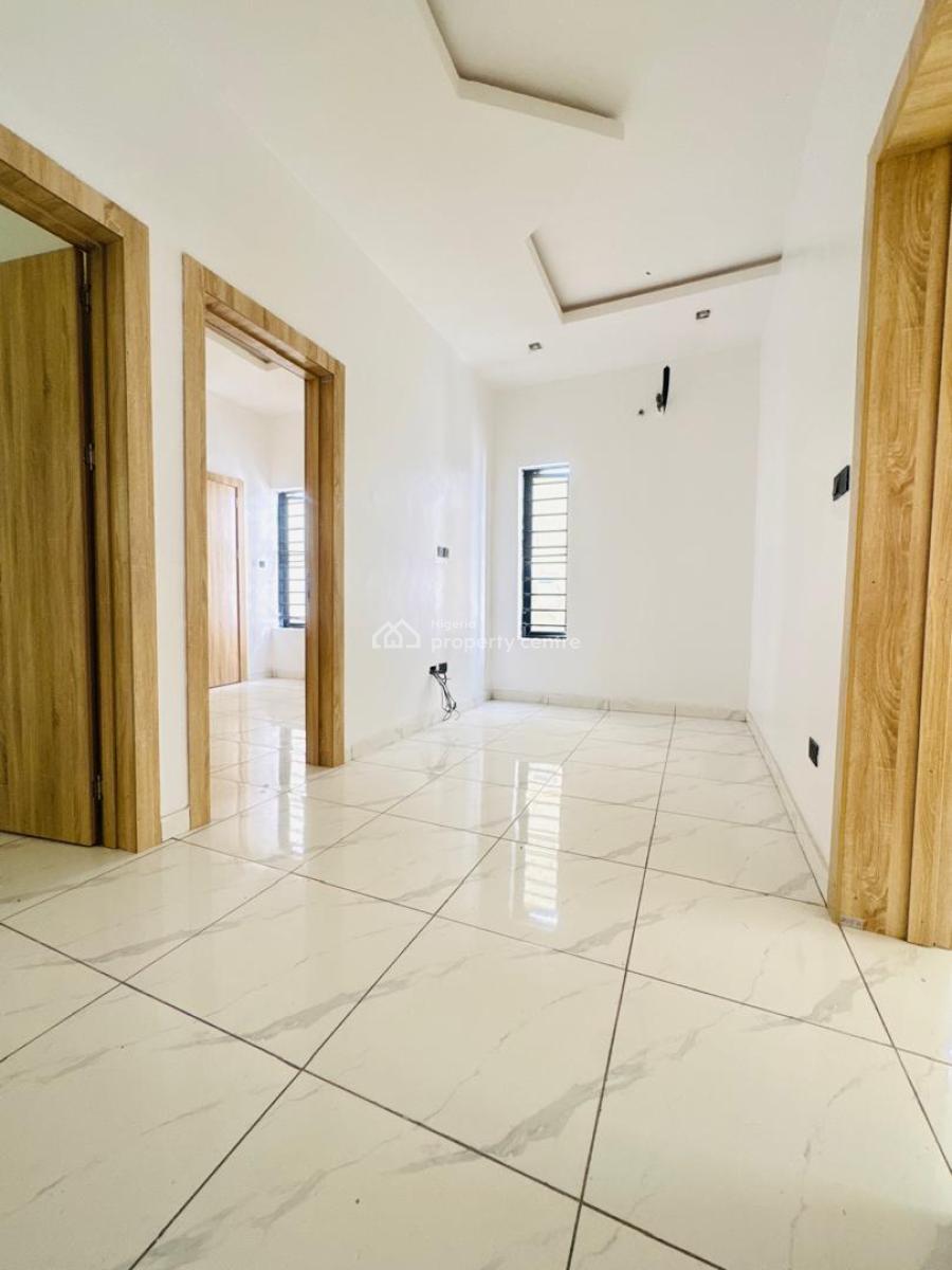 Luxury Four Semi Detached Duplex with Bq, Gated Estate 🏡, Orchid Road , Off Chevron, Lekki , Ajah Lagos, Lekki Phase 2, Lekki, Lagos, Semi-detached Duplex for Sale