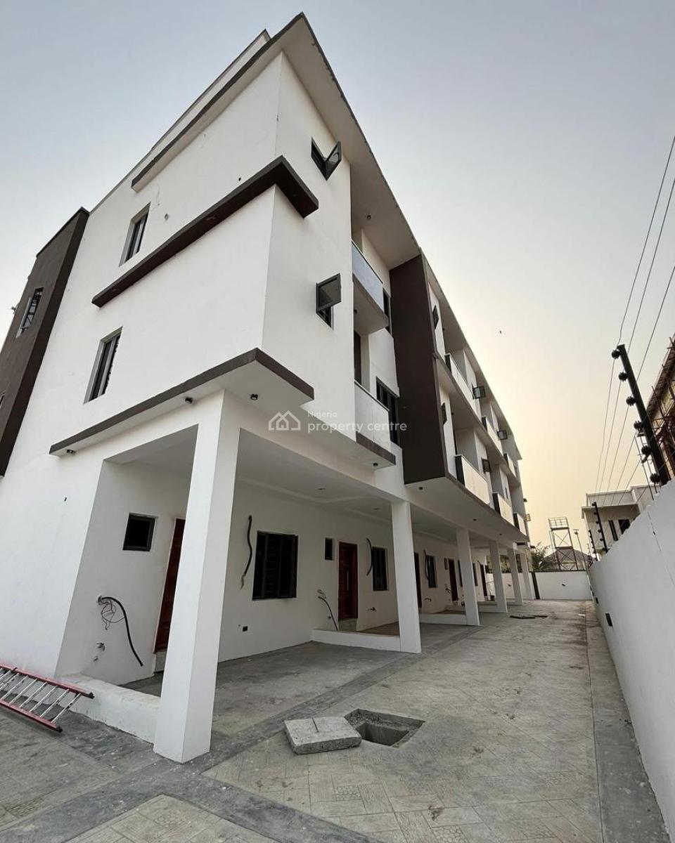 Four Bedroom Terrace Duplex, Gated Estate 🏡, Orchid Road , Off New Coster Hiway, Lekki Phase 2, Lekki, Lagos, Terraced Duplex for Rent
