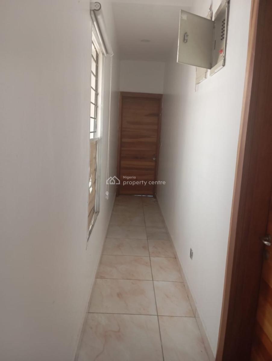 300sqm of Office Space, Facing Lekki Expressway, Igbo Efon, Lekki, Lagos, Office Space for Rent