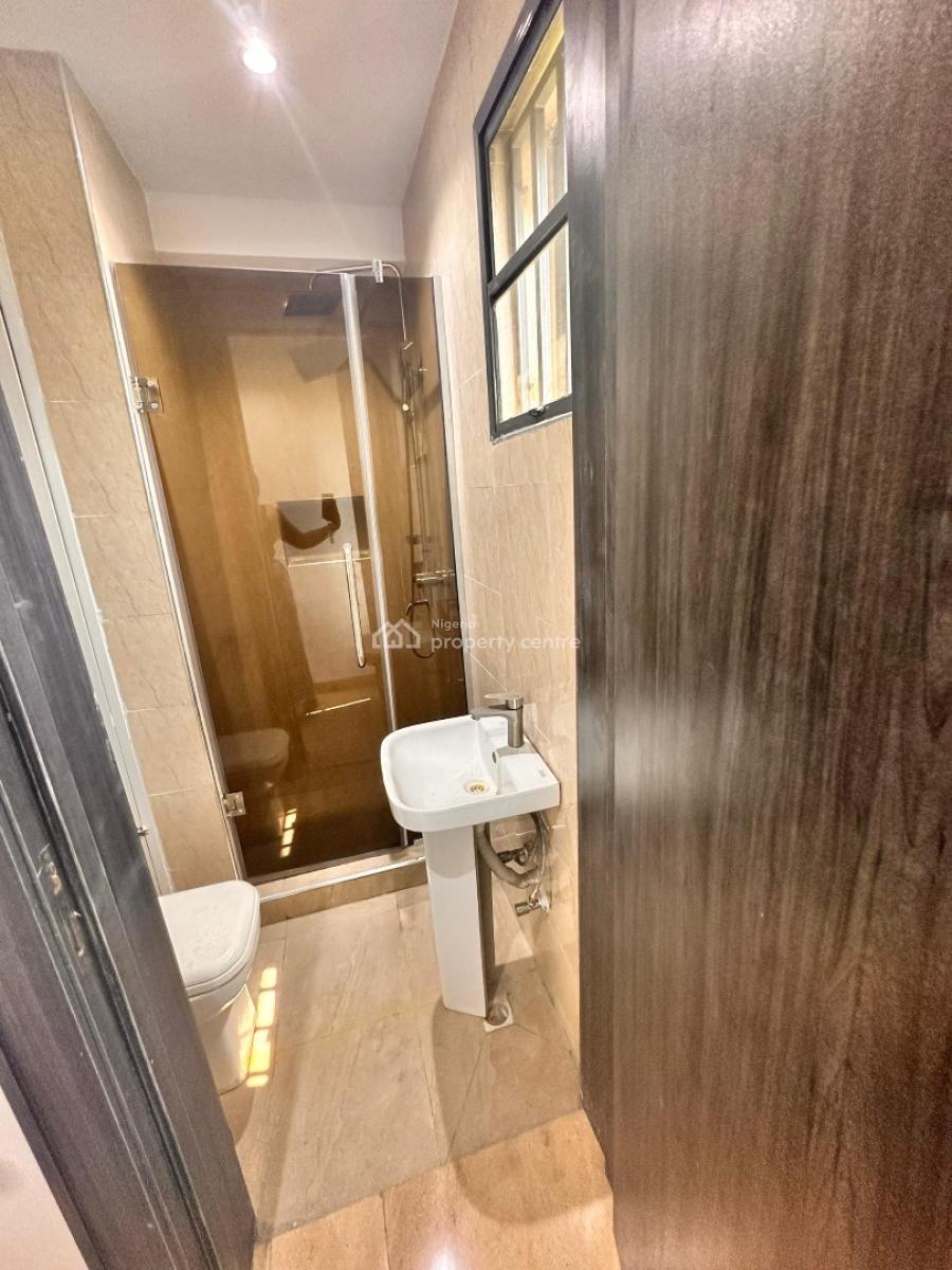 Beautifully Finished 4 Bedroom Maisonette, Olaleye Estate, Iponri, Surulere, Lagos, Flat / Apartment for Rent