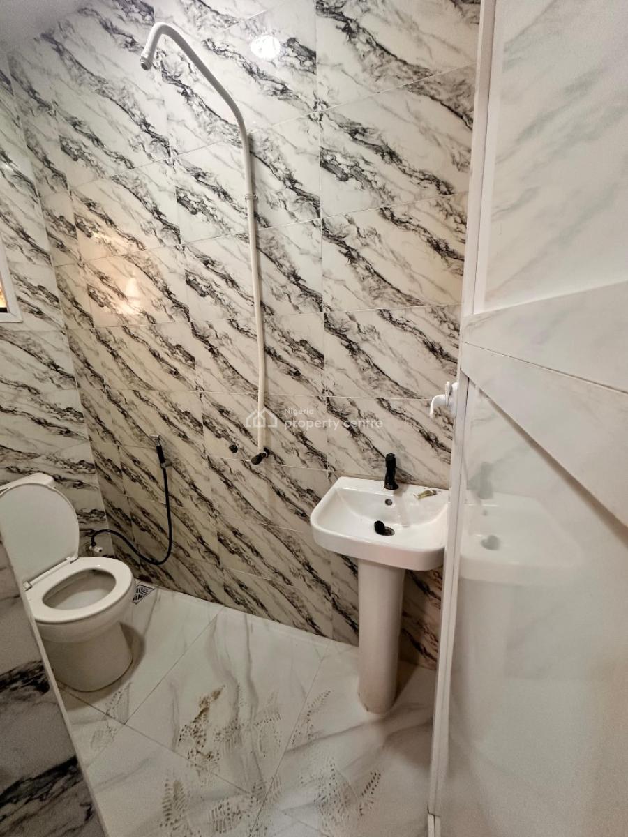 16 Units Lovely Fully Serviced 2 Bedroom Flat with a Room Bq, Off Freedom Way, Ikate, Lekki, Lagos, Flat / Apartment for Rent