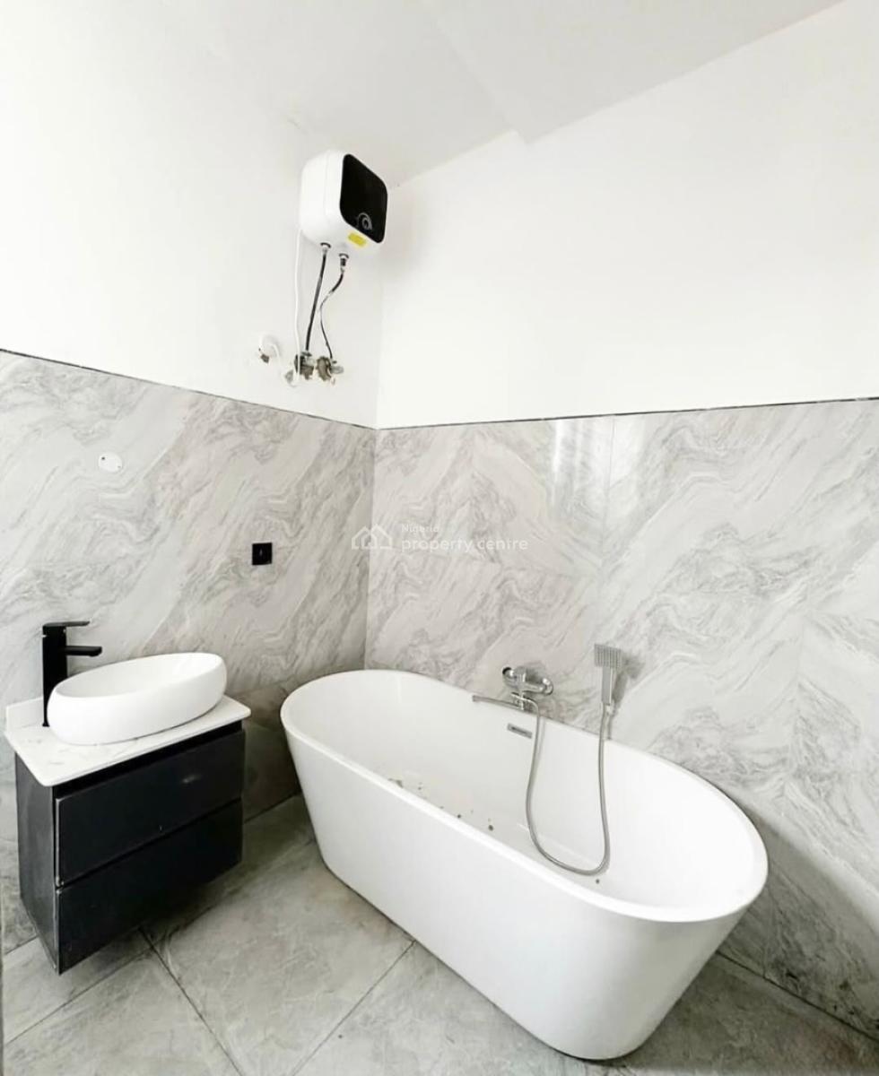 Spacious in and Out: Fully Serviced with 24/7 Power, Ikate, Lekki, Lagos, Flat / Apartment for Rent