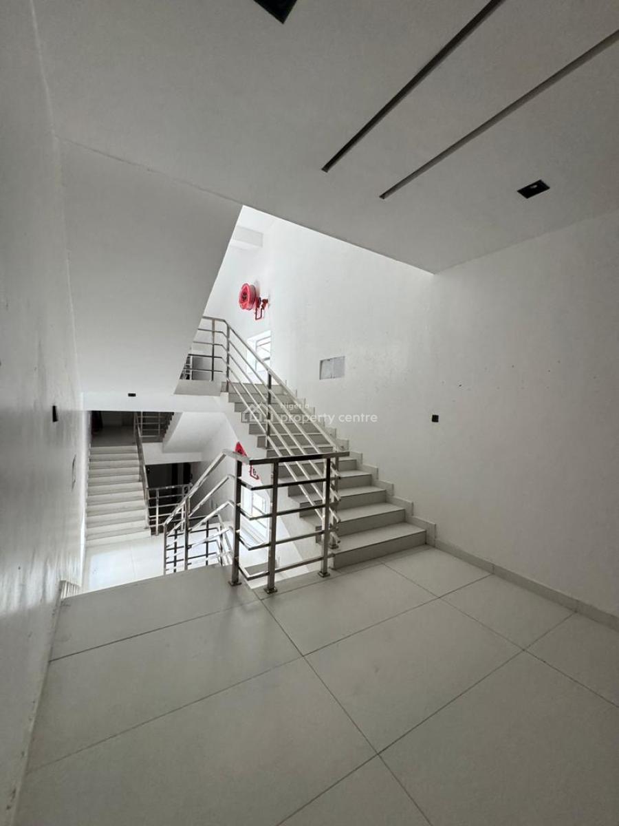 Fully Serviced: Brand New 2 Bedroom with Elevator Plus 24/7 Power, Lekki Phase 1, Lekki, Lagos, Flat / Apartment for Rent