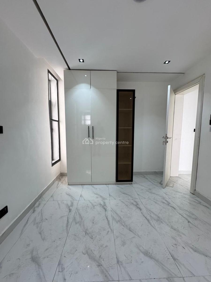 Fully Serviced: Brand New 2 Bedroom with Elevator Plus 24/7 Power, Lekki Phase 1, Lekki, Lagos, Flat / Apartment for Rent