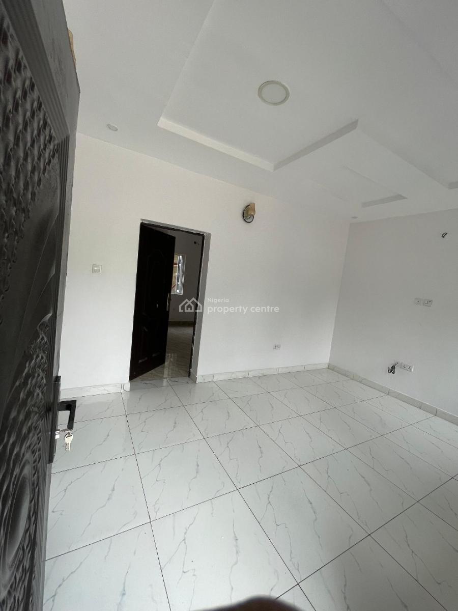 Spacious Ground Floor in Gated Estate, Lagos Business School Area, Olokonla, Ajah, Lagos, Mini Flat (room and Parlour) for Rent