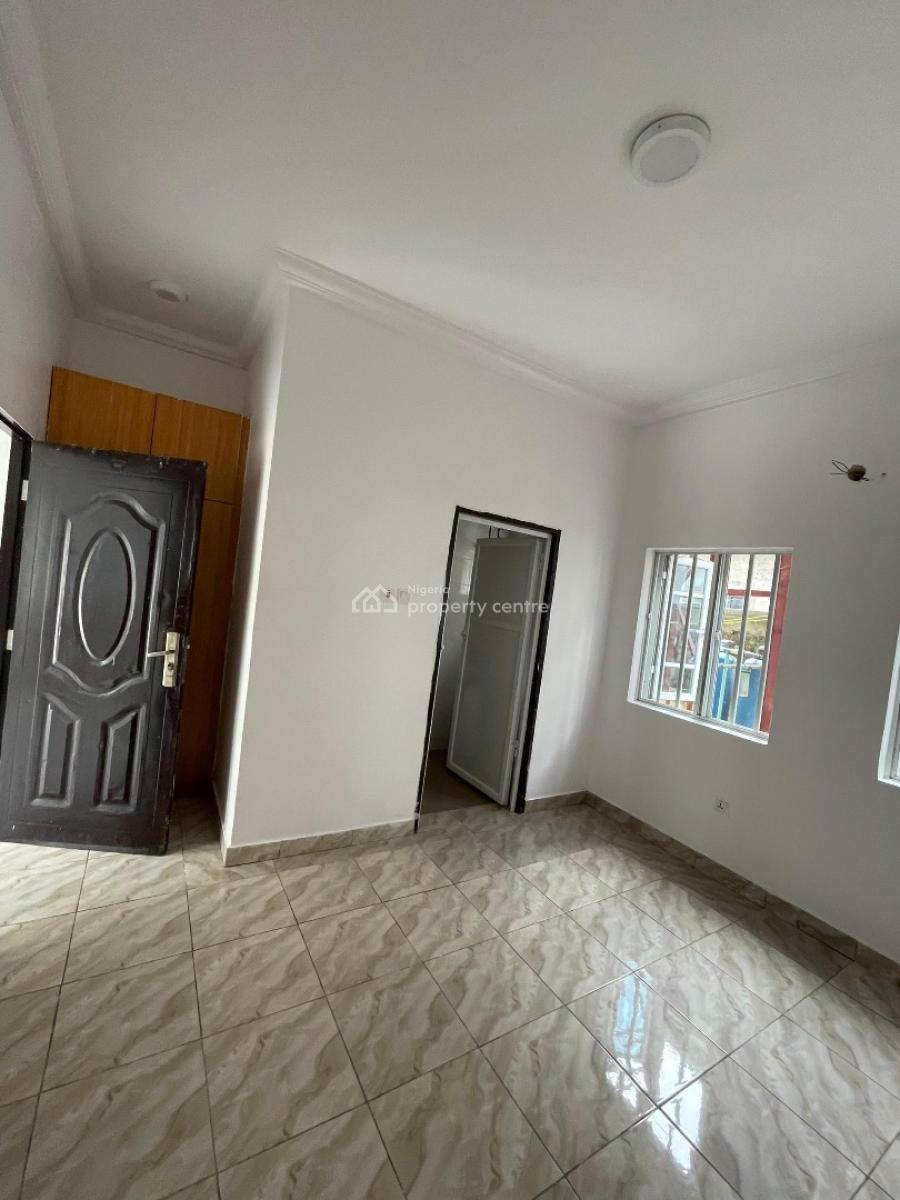 Spacious Ground Floor in Gated Estate, Lagos Business School Area, Olokonla, Ajah, Lagos, Mini Flat (room and Parlour) for Rent