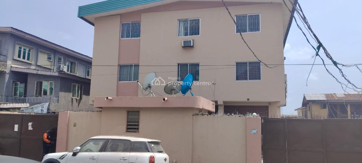Block of Six Flat of Three Bedroom Flat Surulere 600sqm, Surulere, Lagos, House for Sale