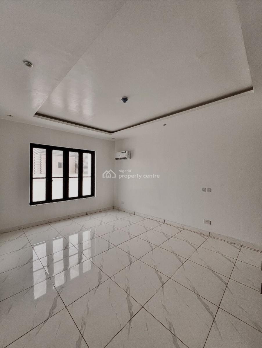 Fully Serviced 2 Bedroom Detached Duplex with Bq, Lekki Phase 1, Lekki Phase 1, Lekki, Lagos, Block of Flats for Sale