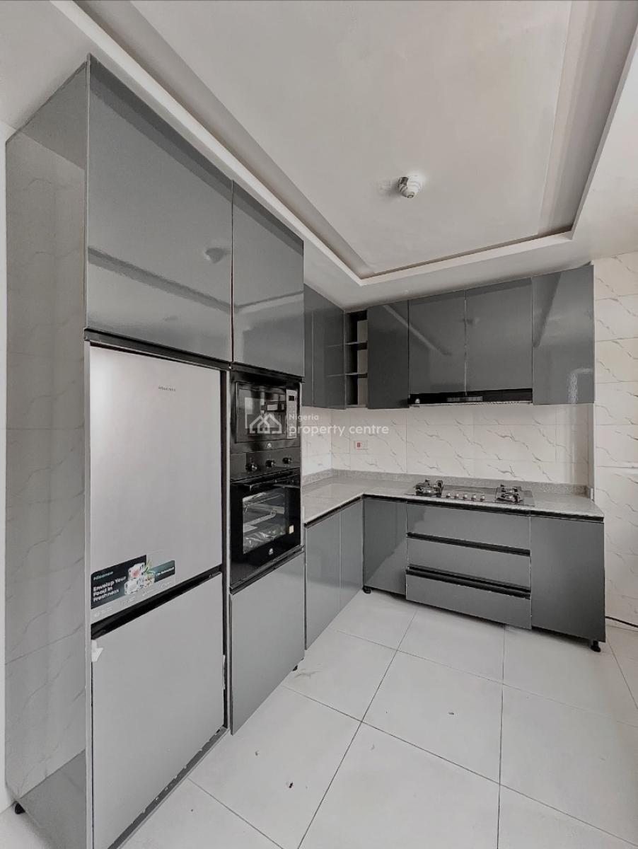 Fully Serviced 2 Bedroom Detached Duplex with Bq, Lekki Phase 1, Lekki Phase 1, Lekki, Lagos, Block of Flats for Sale