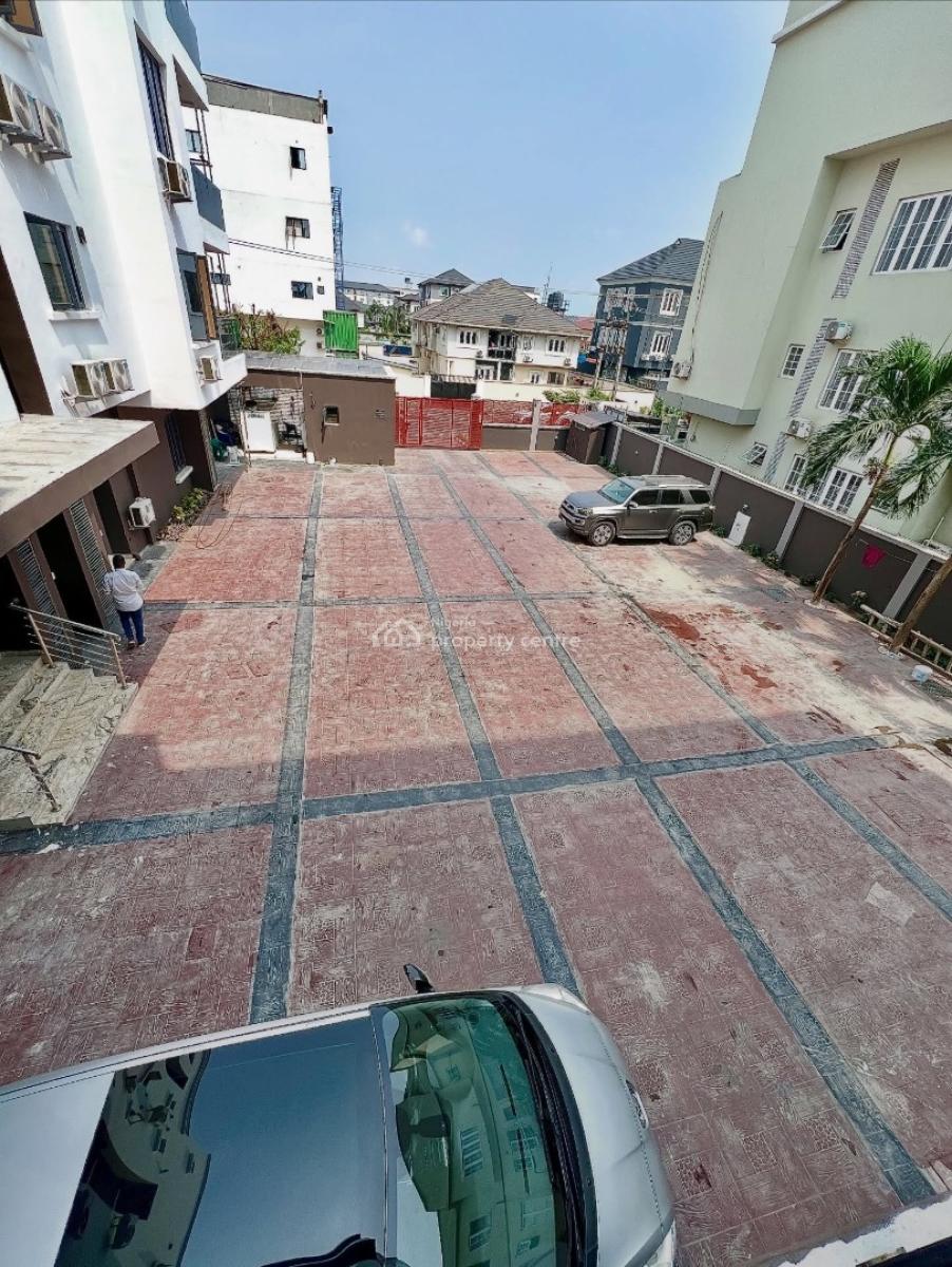 Fully Serviced 2 Bedroom Detached Duplex with Bq, Lekki Phase 1, Lekki Phase 1, Lekki, Lagos, Block of Flats for Sale