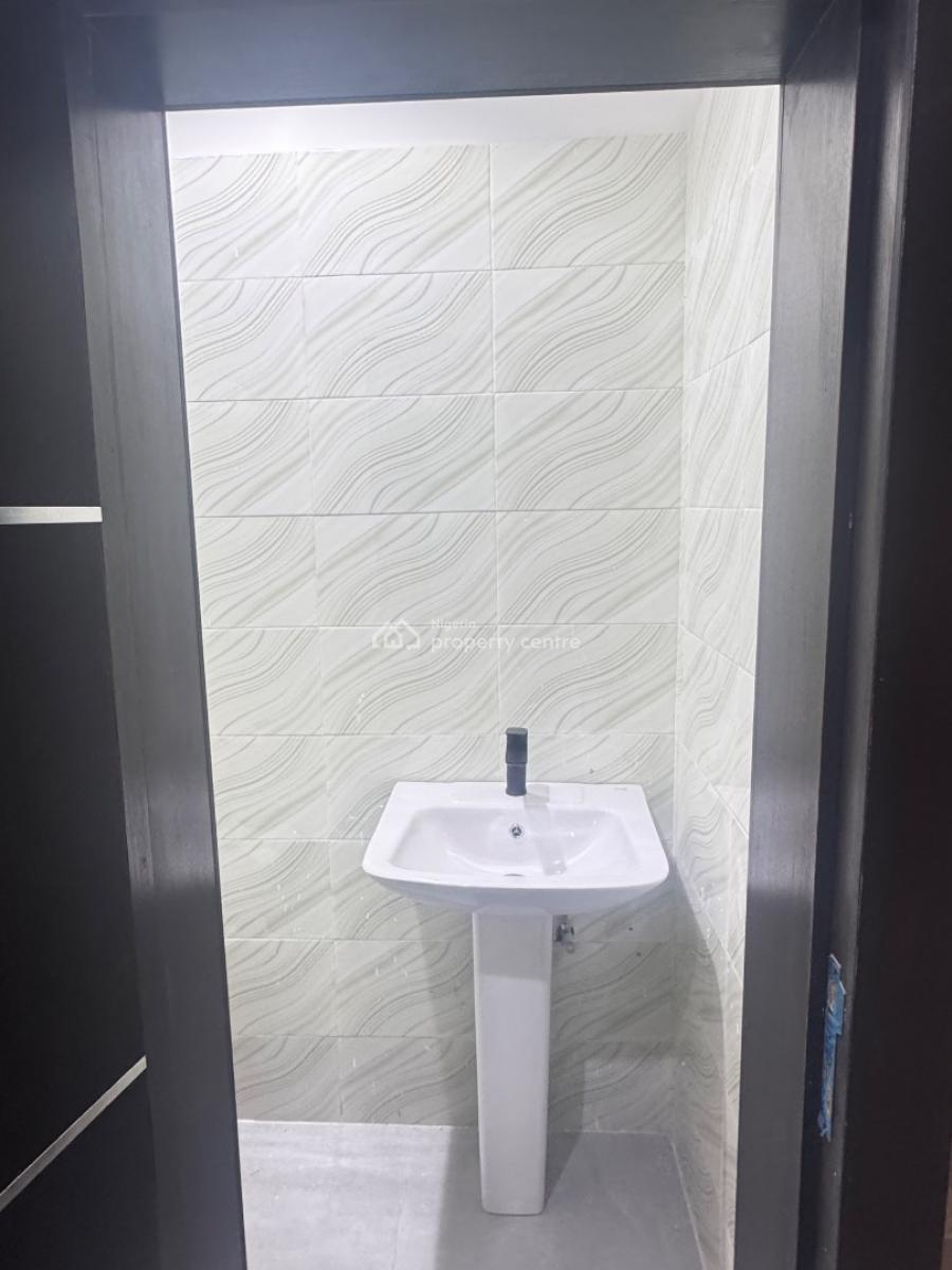 Studio Apartment in Ikoyi, Awoloworoad, Ikoyi, Ikoyi, Lagos, Self Contain (single Rooms) for Rent