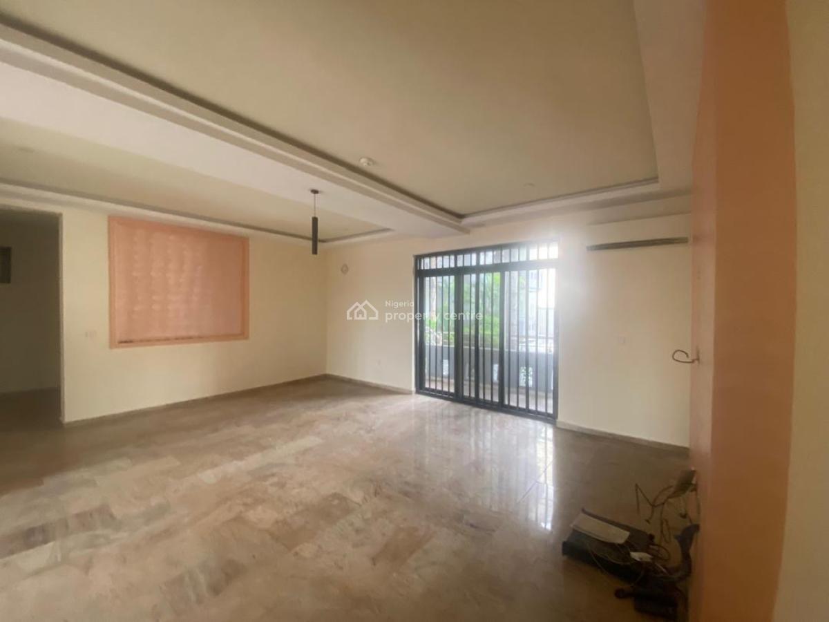 3 Bedroom Flat with a Room Bq, Lekki Phase 1, Lekki, Lagos, Flat / Apartment for Rent