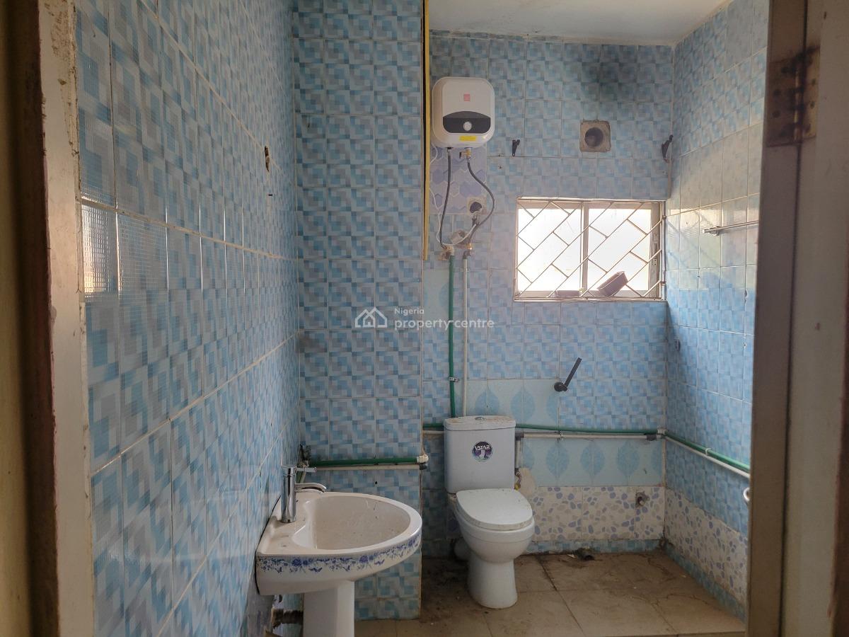 Very Spacious 3 Bedroom Flat, Garki, Abuja, Flat / Apartment for Rent