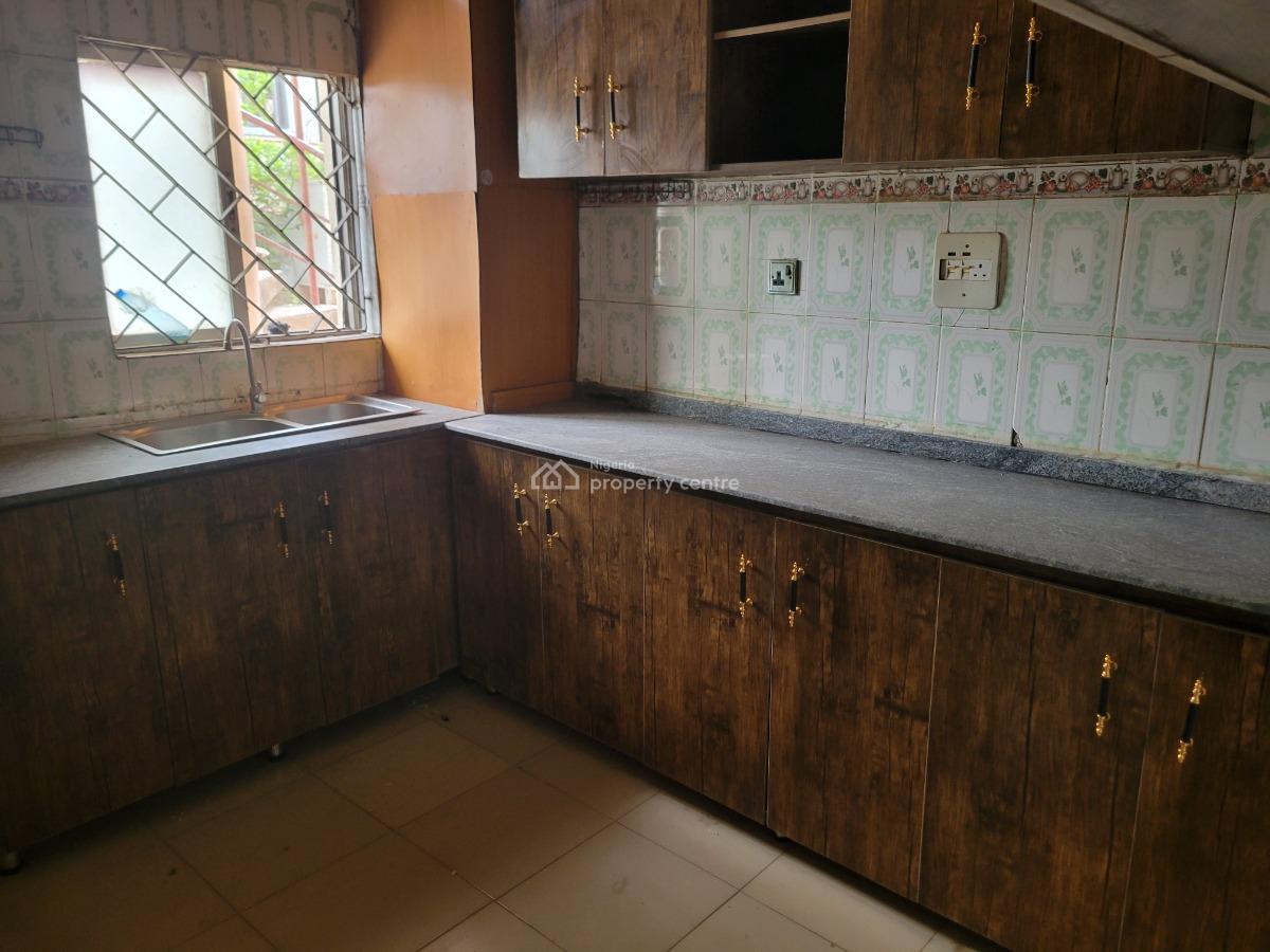 Very Spacious 3 Bedroom Flat, Garki, Abuja, Flat / Apartment for Rent