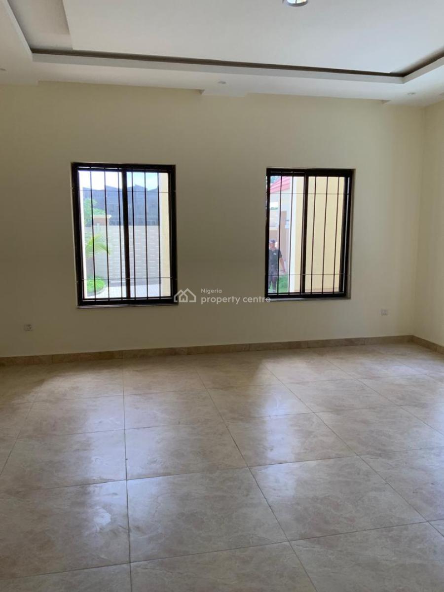 Luxury and Clean 3 Bedroom Apartment with Bq, Guzape District, Abuja, Flat / Apartment for Rent